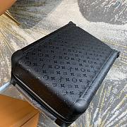Louis Vuitton LV Travel Box Size 38 x 55 x 21 cm - 6