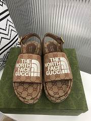 Gucci Sandals 01 - 6