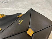 Valentino Chain Lambskin Tofu Bag Black Size 19 x 14 x 11 cm - 5