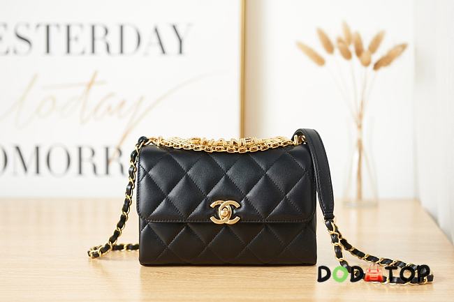 Chanel Flap Bag Black AS3240 Size 15 x 21 x 6 cm - 1
