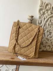 Chanel Shopping Bag Beige Size 28 x 9 x 30 cm - 3