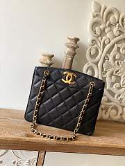 Chanel Shopping Bag Black Size 28 x 9 x 23 cm - 1