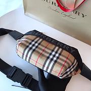 Burberry Belt Bag Size 31 x 16 x 7.5 cm - 5