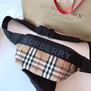 Burberry Belt Bag Size 31 x 16 x 7.5 cm - 2
