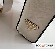 Small Saffiano Leather Handbag White Size 19 x 17 x 6 cm - 4