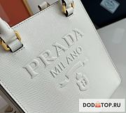 Small Saffiano Leather Handbag White Size 19 x 17 x 6 cm - 3