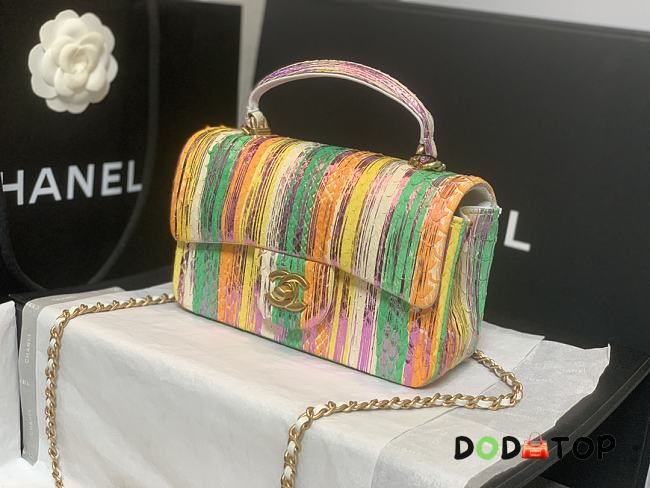 Chanel Flap Handle Bag 01 Size 20 x 14 x 7 cm - 1