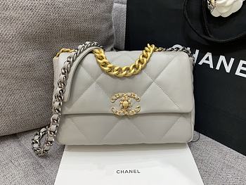 Chanel Flap Bag Lambskin Grey Size 26 x 16 x 9 cm