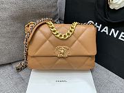 Chanel Flap Bag Lambskin Size 26 x 16 x 9 cm - 2