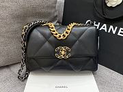 Chanel Flap Bag Lambskin Black Size 26 x 16 x 9 cm - 1