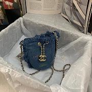 Chanel Small Bucket Bag Size 11 x 15 x 10 cm - 4