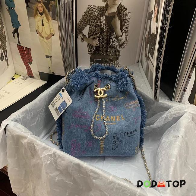 Chanel Bucket Bag Size 23 × 20 × 9.5 cm - 1