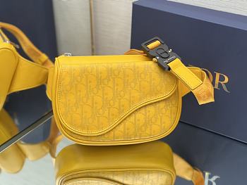 Dior Belt Bag Yellow Size 19 x 14 x 6 cm