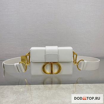 Dior Shoulder Bag White Size 17.5 x 11.5 x 5 cm