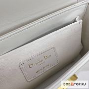 Dior Shoulder Bag White Size 17.5 x 11.5 x 5 cm - 4