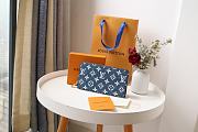 Louis Vuitton LV Zipper Wallet Size 19.5 x 10.5 x 2.5cm - 6