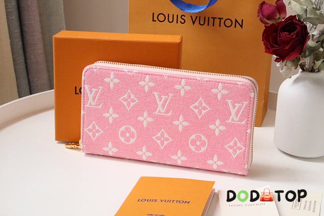 Louis Vuitton LV Zipper Pink Wallet Size 19.5 x 10.5 x 2.5cm - 1