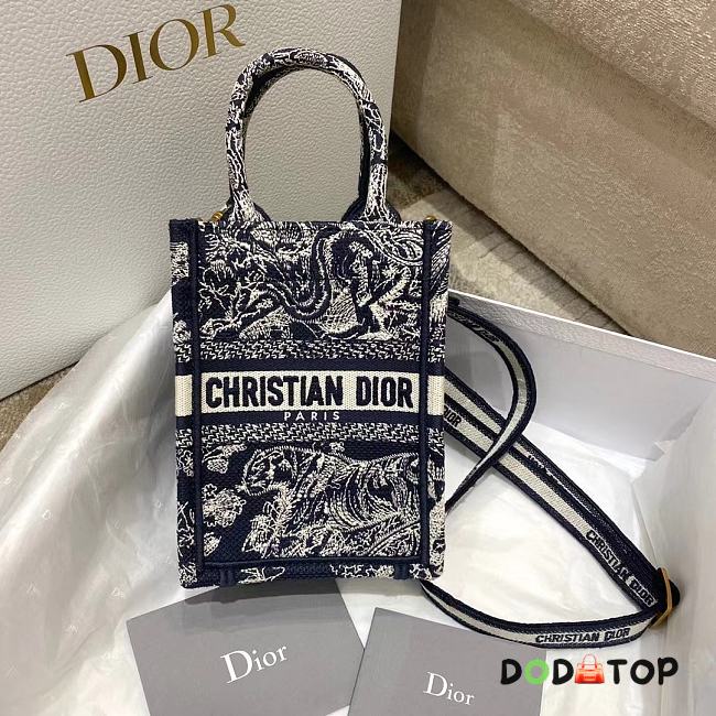 Dior Book Tote Mini 04 Size 13.5 x 5 x 18 cm - 1