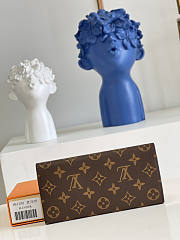 Louis Vuitton Emilie Wallet Size 19 x 10 cm - 4
