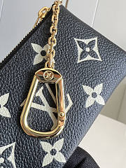 Louis Vuitton Key Pouch Size 13.5 x 7 x 1.5 cm - 2