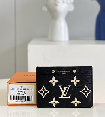 Louis Vuitton Card Holder Size 11 x 7.5 cm