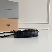 Balenciaga Shoulder Bag Black Size 20 x 11 x 4 cm - 2