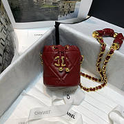 Chanel Cl Clutch With Chain Red Size 12 x 11 x 7 cm - 1