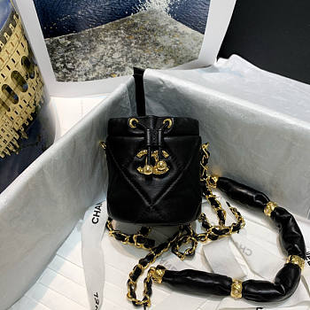 Chanel Cl Clutch With Chain Black Size 12 x 11 x 7 cm