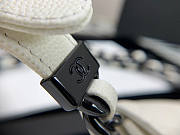 Chanel Cl Belt Flap Card Holder White Size 10.3 x 11 x 3.2 cm - 4