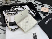 Chanel Cl Belt Flap Card Holder White Size 10.3 x 11 x 3.2 cm - 5