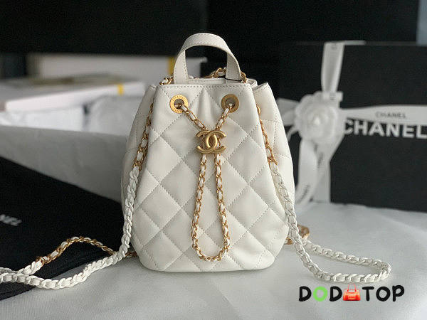 Chanel CL White Backpack Size 15 x 15 x 19 cm - 1