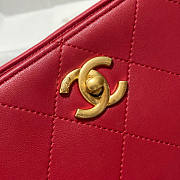 Chanel CL Hippie Red Bag Size 24 x 25 x 8.5 cm - 2