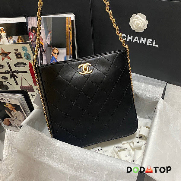 Chanel CL Hippie Black Bag Size 24 x 25 x 8.5 cm - 1