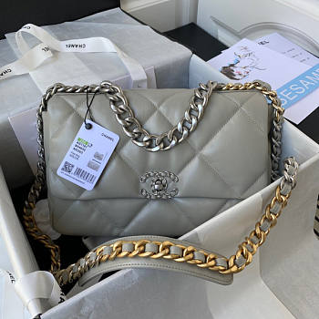 Chanel 16 Flap Bag Grey Size 20 x 30 x 10 cm