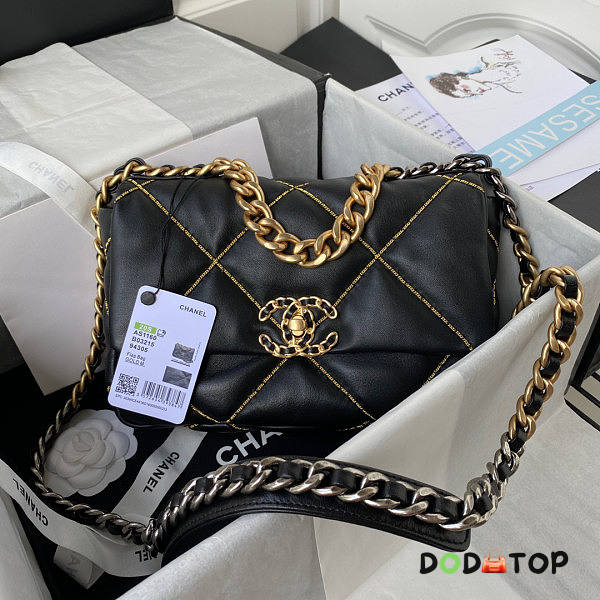 Chanel 19 Flap Bag 02 Size 16 x 26 x 9 cm - 1