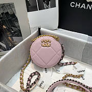 Chanel CL 19 Clutch With Chain Pink Size 12 x 12 x 4.5 cm - 2