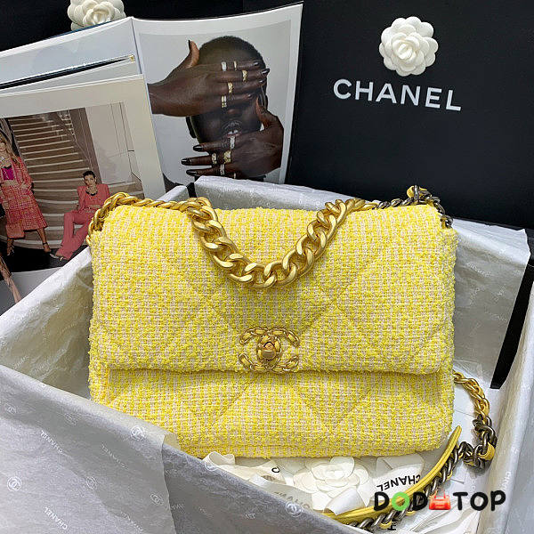Chanel 19 Yellow Flap Bag Size 20 x 30 x 10 cm - 1