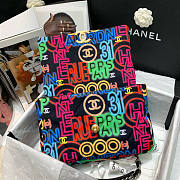 Chanel 19 Flap Bag 01 Size 20 x 30 x 10 cm - 5