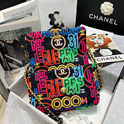 Chanel 19 Flap Bag 03 Size 16 x 26 x 9 cm - 5