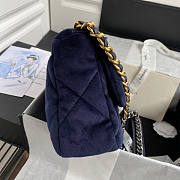 Chanel Flap Bag Size 20 x 30 x 10 cm  - 6