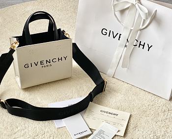 Givenchy Tote White Bag Size 19 x 8 x 16 cm