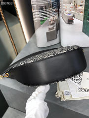 Loewe Half Moon Hobo Black Bag 18 Size 34 x 9 x 27 cm - 5