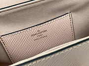 Louis Vuitton Twist MM Size 23 x 17 x 9.5 cm - 6