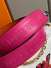 Louis Vuitton Twist MM 02 Size 23 x 17 x 9.5 cm - 5