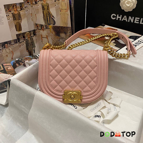 Chanel CL Small Boy Chanel Messenger Bag Pink Size 12.5 x 18 x 6 cm - 1
