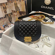 Chanel CL Small Boy Chanel Messenger Bag Black Size 12.5 x 18 x 6 cm - 1