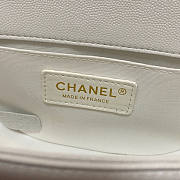 Chanel CL Small Boy Chanel Messenger Bag White Size 12.5 x 18 x 6 cm - 3