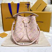 Louis Vuitton LV Neonoe Size 20 x 20 x 13 cm - 1