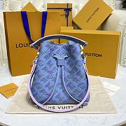 Louis Vuitton LV Blue Neonoe Size 20 x 20 x 13 cm - 1