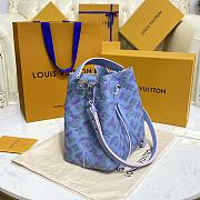 Louis Vuitton LV Blue Neonoe Size 20 x 20 x 13 cm - 5